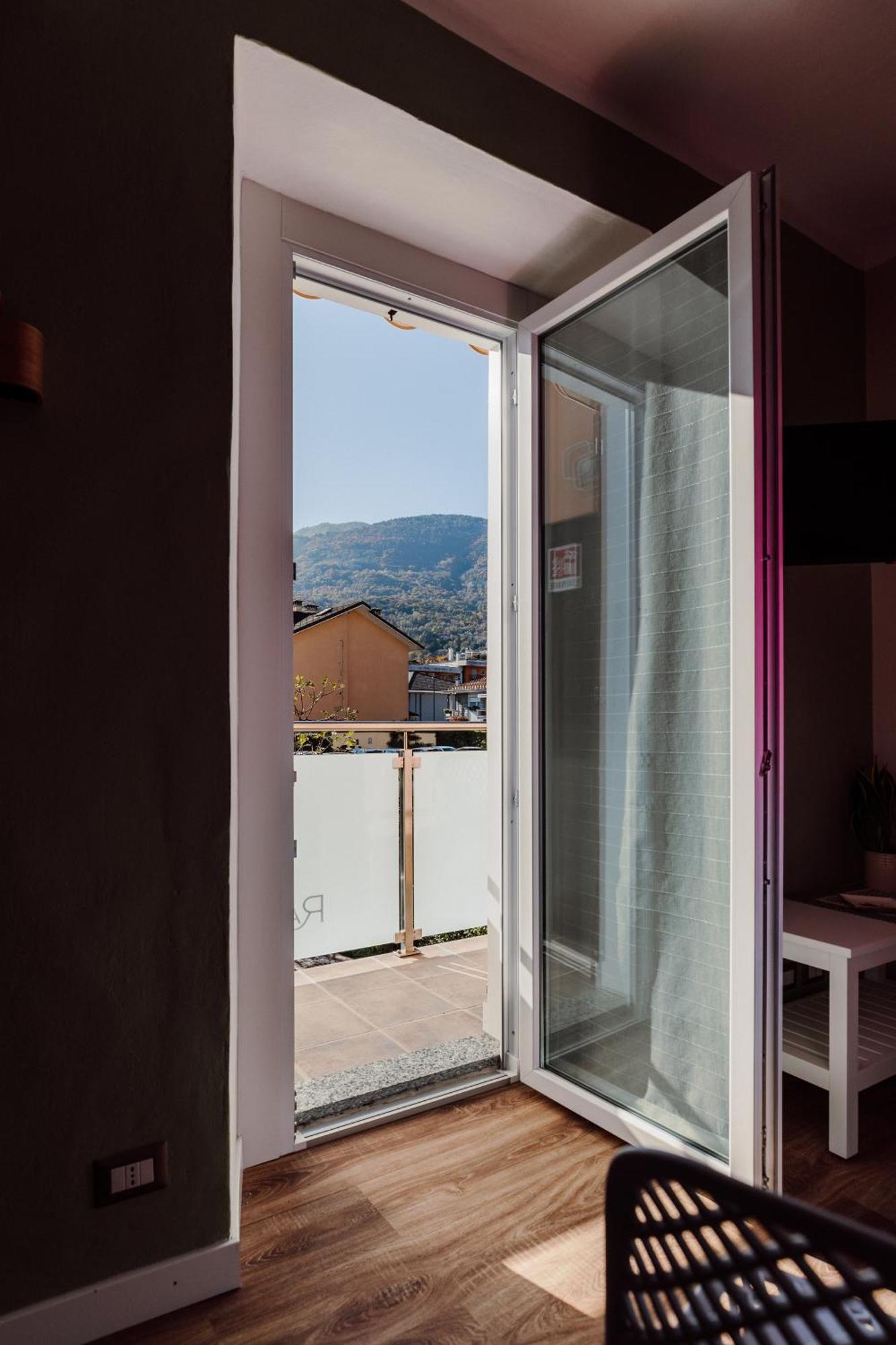 Raggio Di Sole Apartment โดโมดอสโซลา ภายนอก รูปภาพ
